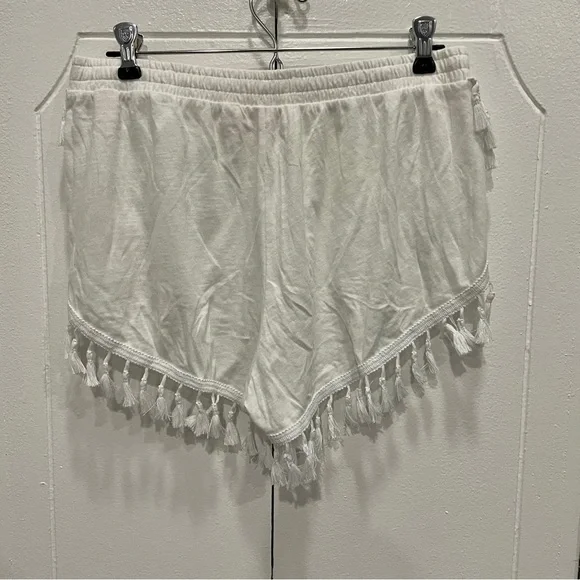 Victoria Secret White Tassel Shorts - Picture 3 of 8